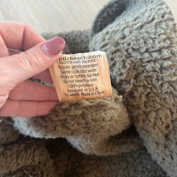 Nordic Beach Olive green teddy coat fuzzy jacket sweater OS - Picture 11 of 11